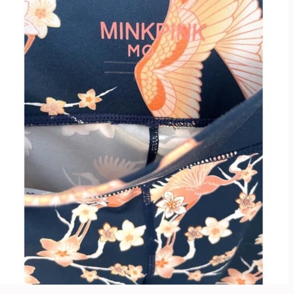🍓3 for 45- Aritzia Minkpink Leggings- Navy Crane and Blossom Pattern - Picture 3 of 3